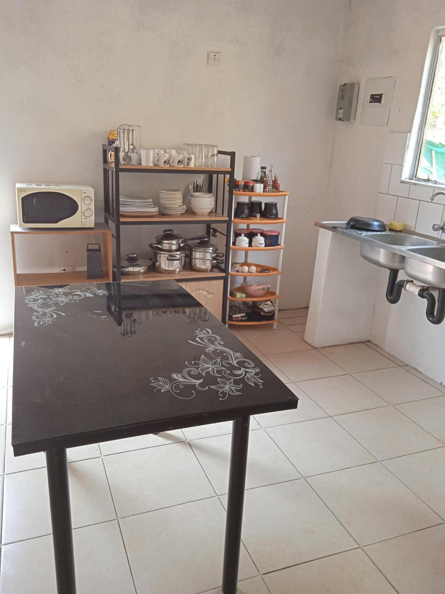 Sunshinevibe Guest House Kasane Esterno foto